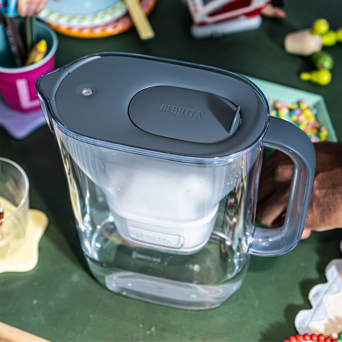 BRITA STYLE Cool LED, mat modra, 2,4 L